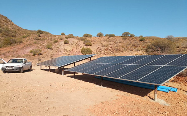 Inversor de bomba de agua solar de 4kW en Cape Down Sudáfrica